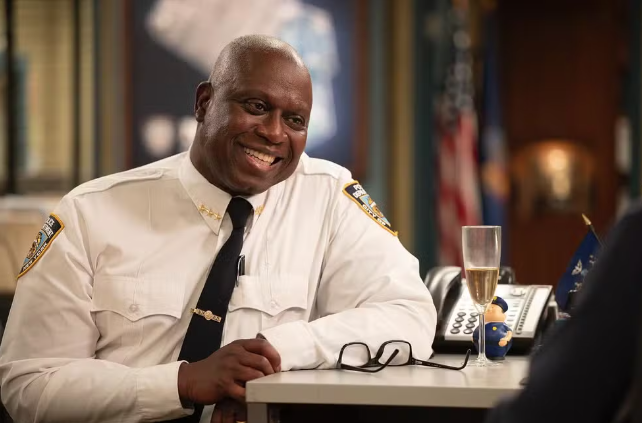 Morre ator de Brooklyn Nine-Nine